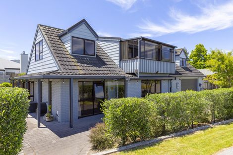 Photo of property in 83 Harvey Street, Waipahihi, Taupo, 3330