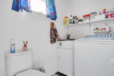 Photo of property in 7 Katterns Street, Katikati, 3129