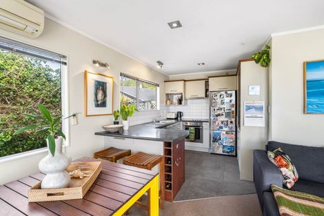 Photo of property in 30 Windsor Drive, Tairua, 3508