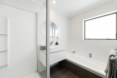 Photo of property in 80 Dickson Road, Papamoa Beach, Papamoa, 3118