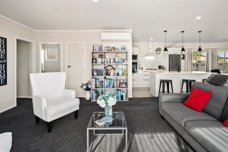 Photo of property in 212 Cook Drive, Whitianga, 3510