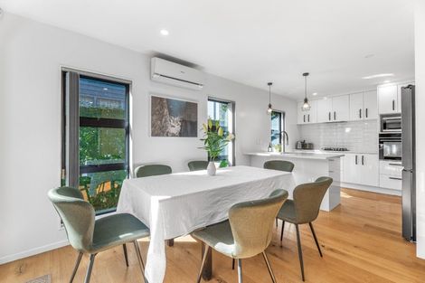 Photo of property in 19a Muir Avenue, Mangere Bridge, Auckland, 2022
