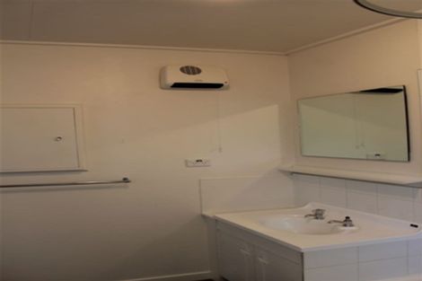 Photo of property in 92 Eglinton Road, Mornington, Dunedin, 9011