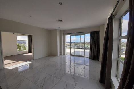 Photo of property in 12 Butler Stoney Crescent, Silverdale, 0932