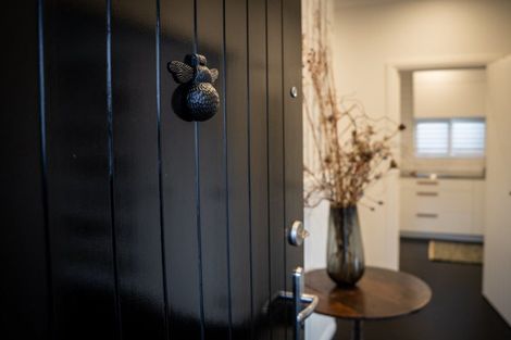 Photo of property in 8 Lochiel Road, Khandallah, Wellington, 6035