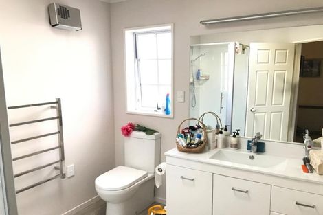 Photo of property in 3 Hatfield Place, Avonhead, Christchurch, 8042