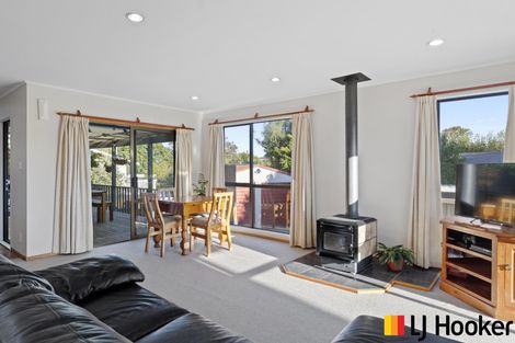 Photo of property in 3 Campbell Street, Waiuku, 2123