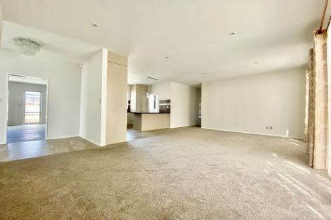 Photo of property in 28 Wellfield Drive, Papakura, 2110