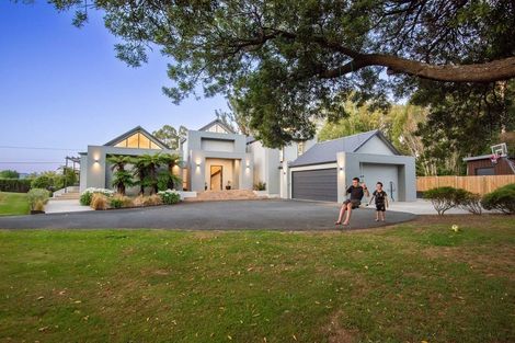 Photo of property in 105 Gladstone Road South, Dalmore, Dunedin, 9010