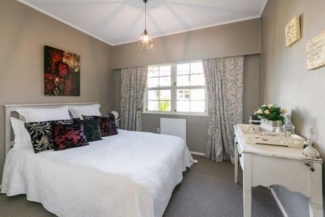 Photo of property in 18 Greenwood Road, Havelock North, 4130