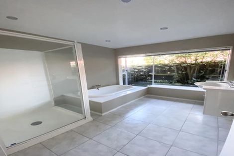 Photo of property in 5 Shanaway Close, Halswell, Christchurch, 8025