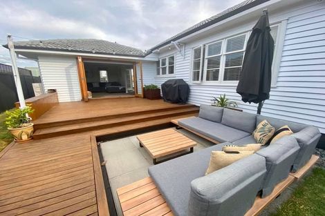 Photo of property in 15 Bernard Street, Avenues, Whangarei, 0110