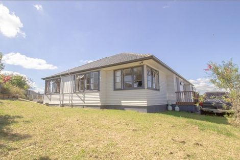 Photo of property in 11 Ramwall Place, Weymouth, Auckland, 2103