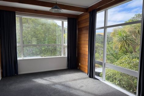 Photo of property in 75 Chamberlain Road, Karori, Wellington, 6012