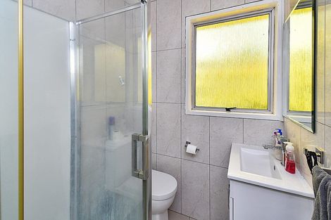 Photo of property in 1/30 Heathberry Close, Papatoetoe, Auckland, 2025