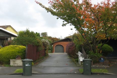 Photo of property in 27c Lodge Place, Ilam, Christchurch, 8041