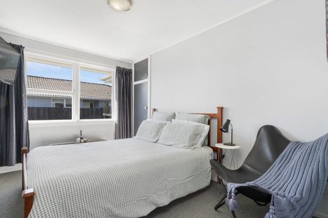 Photo of property in 6 Meldrum Place, Bishopdale, Christchurch, 8051