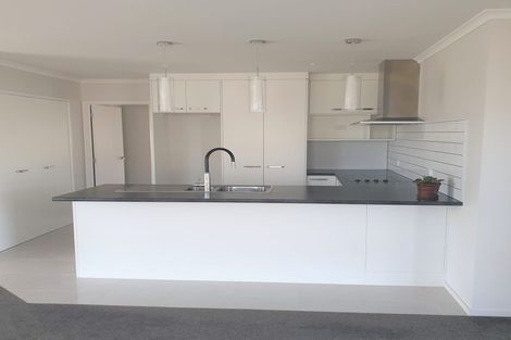 Photo of property in 54 Harbour Crest Drive, Waiuku, 2123