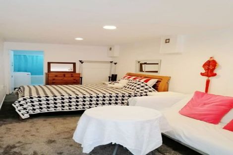 Photo of property in 63 Archers Road, Hillcrest, Auckland, 0629