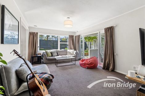 Photo of property in 24 Paragon Avenue, Beach Haven, Auckland, 0626