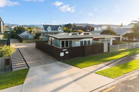 Photo of property in 511c Ocean Road, Whangamata, 3620