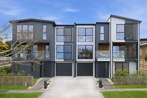 Photo of property in 2a Rangitoto Terrace, Milford, Auckland, 0620