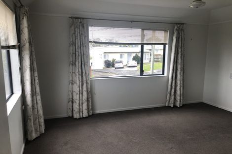 Photo of property in 1/16 Pax Avenue, Forrest Hill, Auckland, 0620