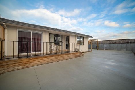 Photo of property in 2/471 Wairakei Road, Burnside, Christchurch, 8053