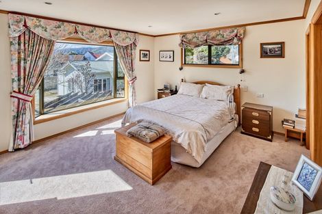 Photo of property in 1/7 Massey Avenue, Woburn, Lower Hutt, 5010