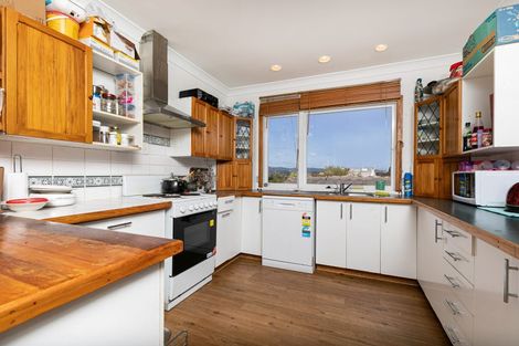 Photo of property in 1/84 West Coast Road, Glen Eden, Auckland, 0602