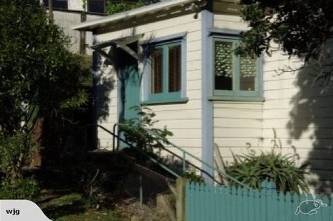 Photo of property in 86 Ames Street, Paekakariki, 5034