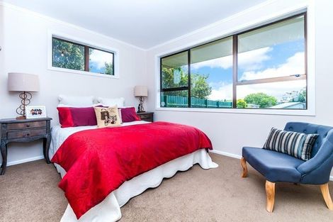 Photo of property in 310 Rangatira Road, Beach Haven, Auckland, 0626