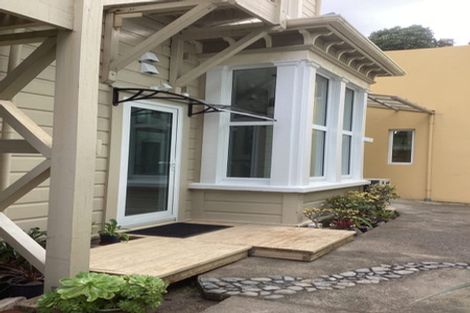 Photo of property in 2 Collina Terrace, Thorndon, Wellington, 6011