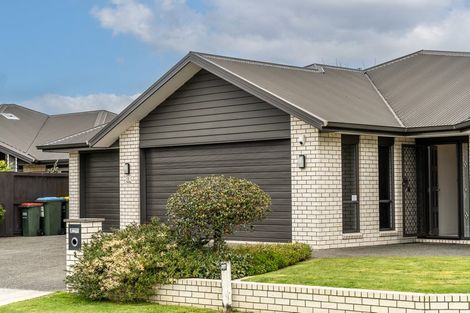 Photo of property in 2 Mosslea Court, Rototuna North, Hamilton, 3210