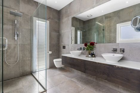 Photo of property in 4 Sentinel Road, Herne Bay, Auckland, 1011