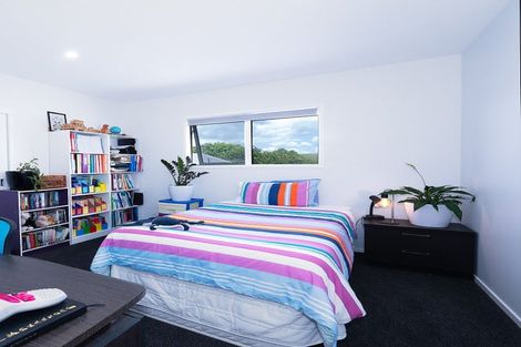 Photo of property in 2 Skippers Close, Haruru, 0204