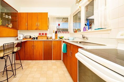 Photo of property in 56 Centaurus Road, Cashmere, Christchurch, 8022