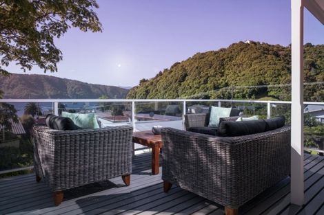 Photo of property in 376 Waikawa Road, Waikawa, Picton, 7220