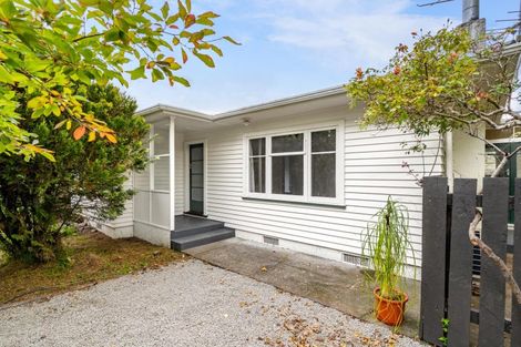 Photo of property in 464 High Street South, Carterton, 5713