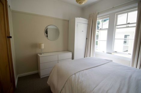 Photo of property in 2/332 Tinakori Road, Thorndon, Wellington, 6011