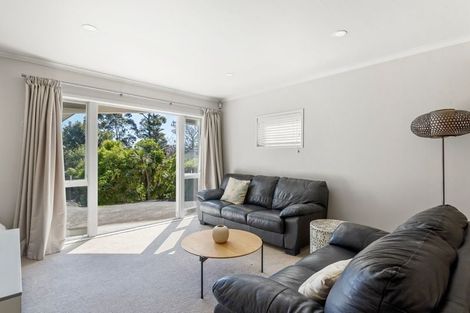 Photo of property in 67a Park Rise, Campbells Bay, Auckland, 0630