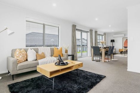 Photo of property in 14 Faber Place, Rototuna North, Hamilton, 3210