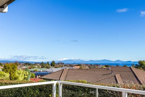 Photo of property in 19 Magnolia Rise, Waipahihi, Taupo, 3330