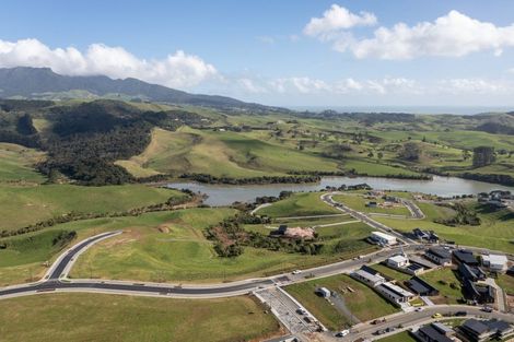 Photo of property in 9 Waipatukahu Lane, Raglan, 3225