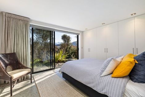 Photo of property in 1 Mckellar Drive, Jacks Point, Queenstown, 9371