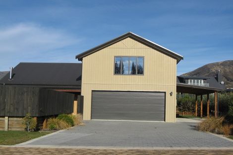 Photo of property in 29 Stonebrook Drive, Wanaka, 9305