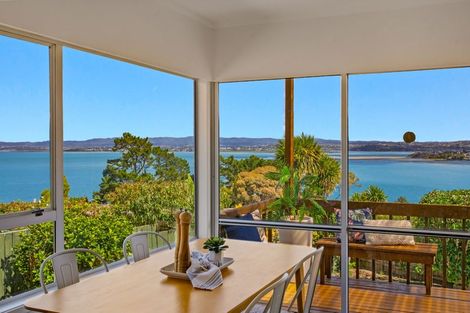 Photo of property in 2/43 Telstar Place, Beach Haven, Auckland, 0626