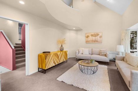 Photo of property in 4 Broadfell Avenue, Avonhead, Christchurch, 8042