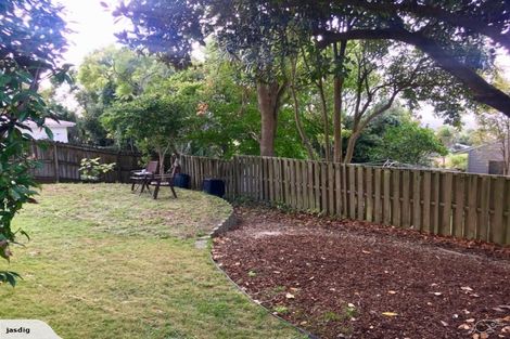 Photo of property in 135a Mokoia Road, Birkenhead, Auckland, 0626