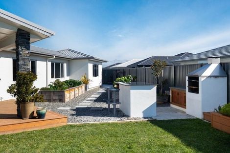 Photo of property in 11 Kaituna Place, Te Awa, Napier, 4110